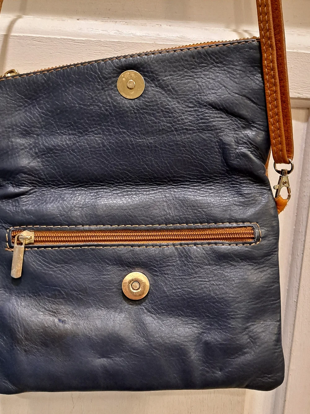 Vera Pelle compact foldover